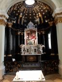 Altar der Peregrinkapelle , Pfarre Rossau